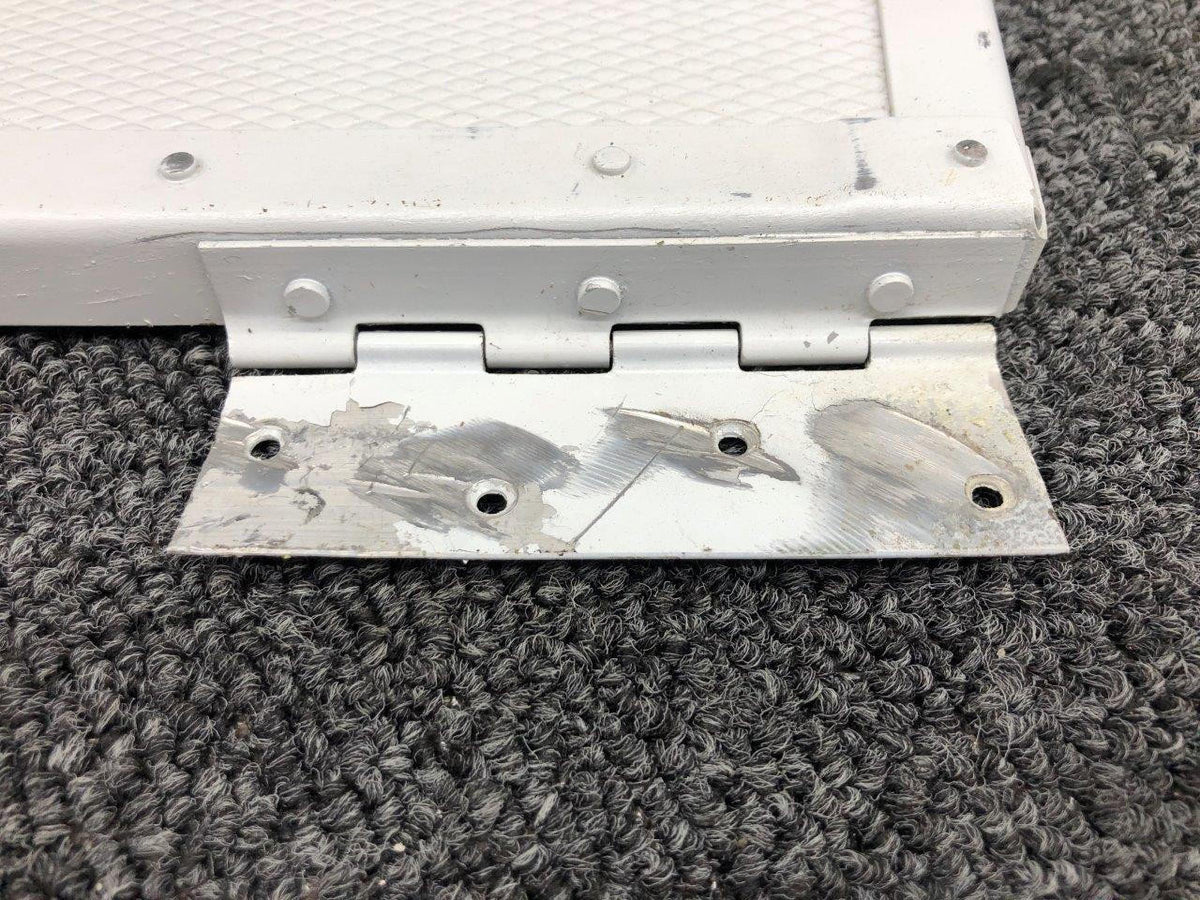 Cessna Aircraft Parts 1414075-1 Cessna 336 Luggage Shelf Assembly