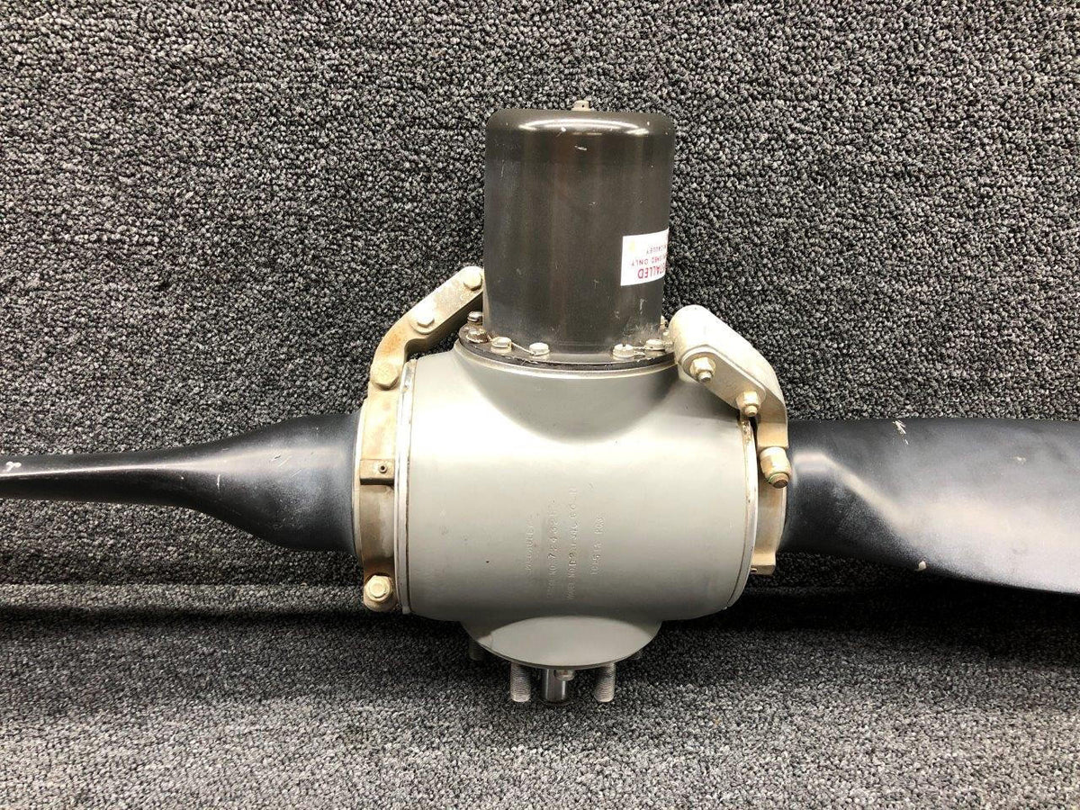 McCauley D2AF34C60-N McCauley Forward Two Blade Propeller W/ Logbook