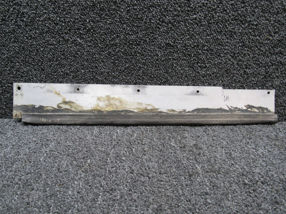 67723-001 Piper PA28-140 Wing Access Plate Aft RH (Long Style)