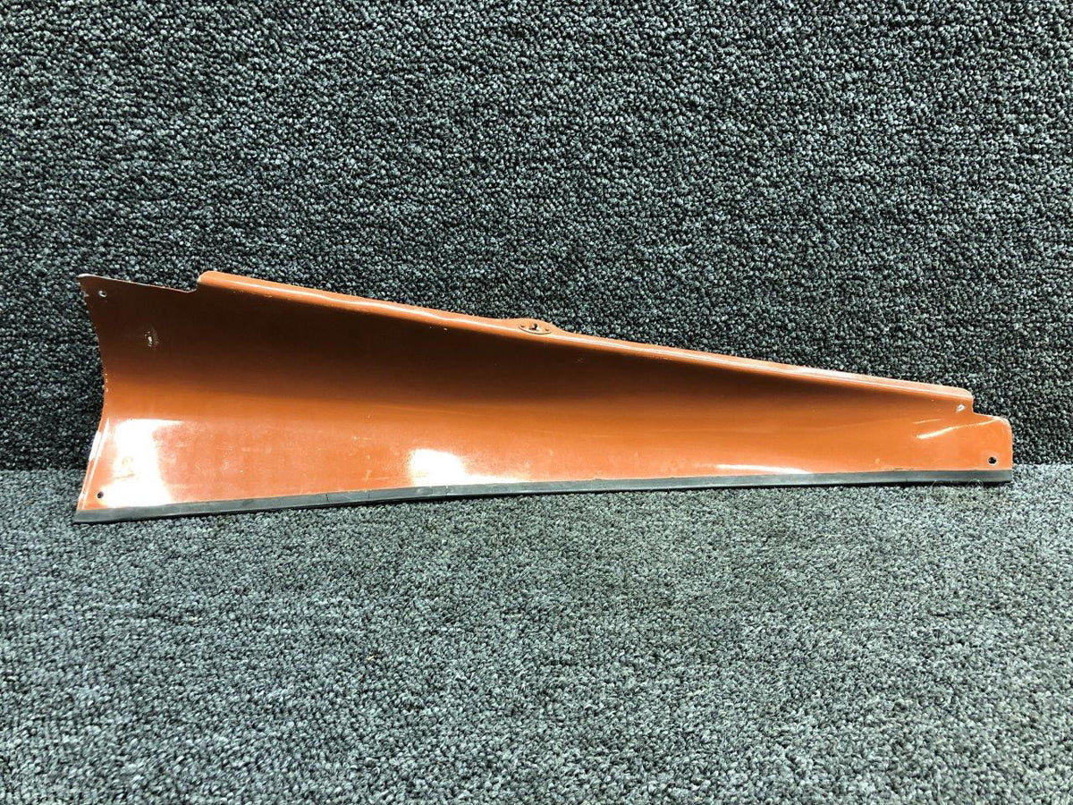 Cessna Aircraft Parts 0530010-5 (USE: 0530010-11) Cessna 172N Upper Horizontal Fairing LH (Colored)