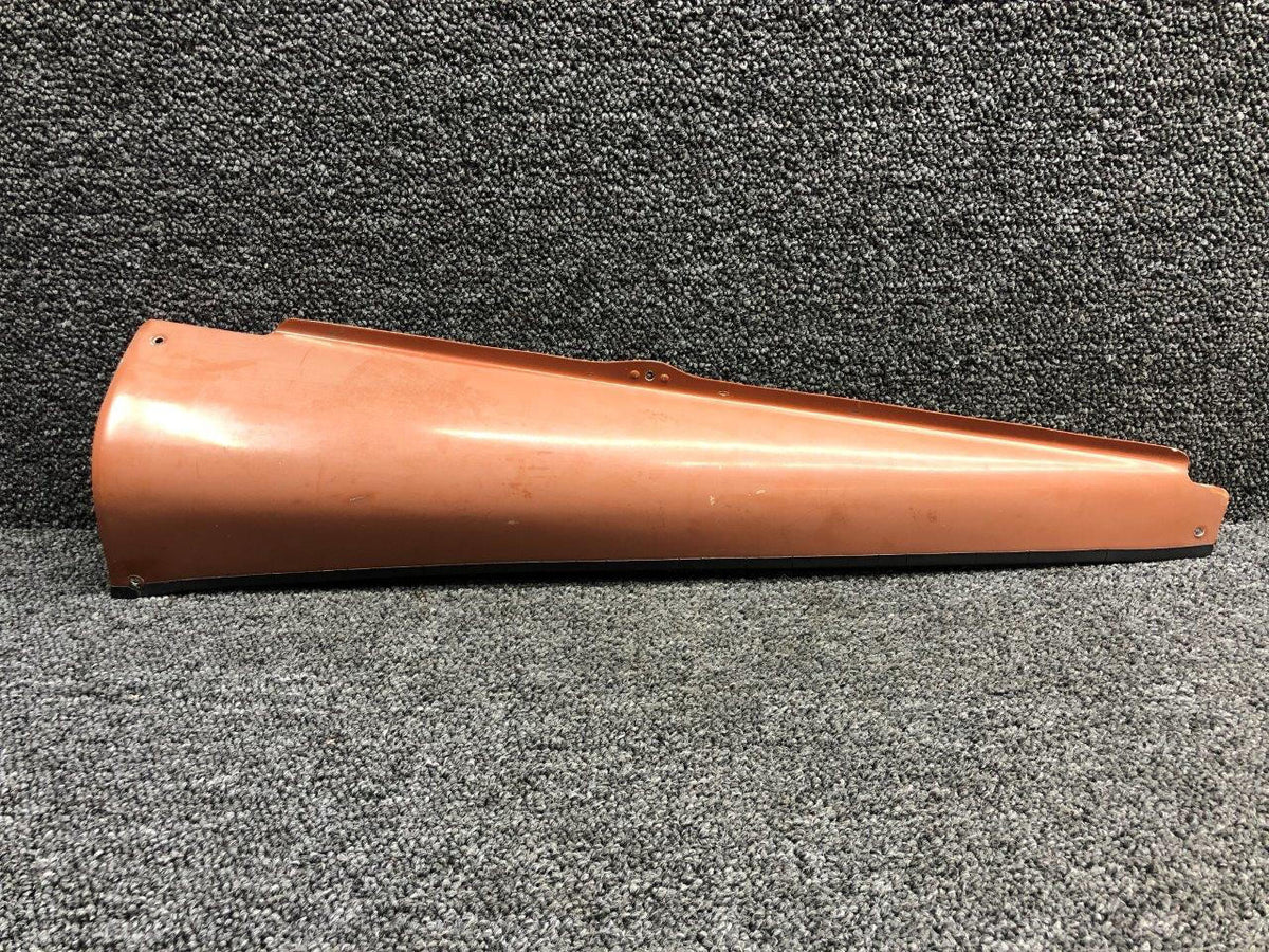 Cessna Aircraft Parts 0530010-6 (USE: 0530010-12) Cessna 172N Upper Horizontal Fairing RH (Colored)