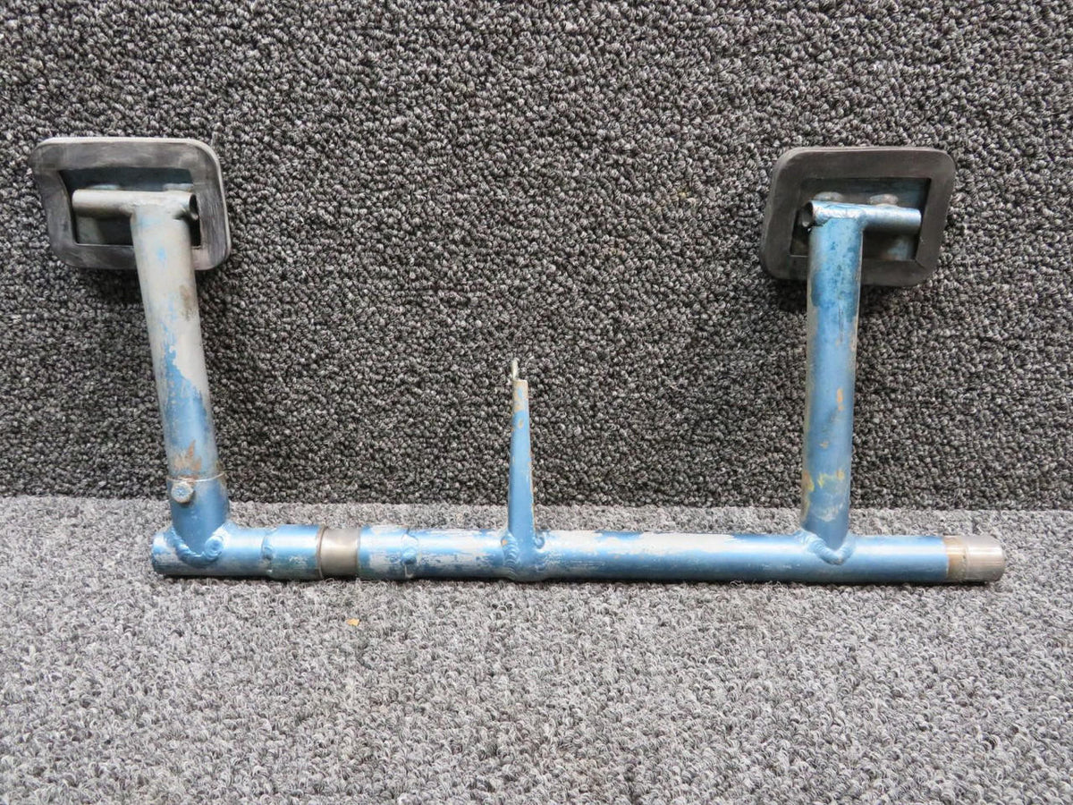 Luscombe 28516, 28534-3, 28534-2 Luscombe 8A Rudder Pedal Bar Assembly RH
