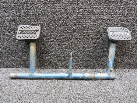 Luscombe 28516, 28534-3, 28534-2 Luscombe 8A Rudder Pedal Bar Assembly RH