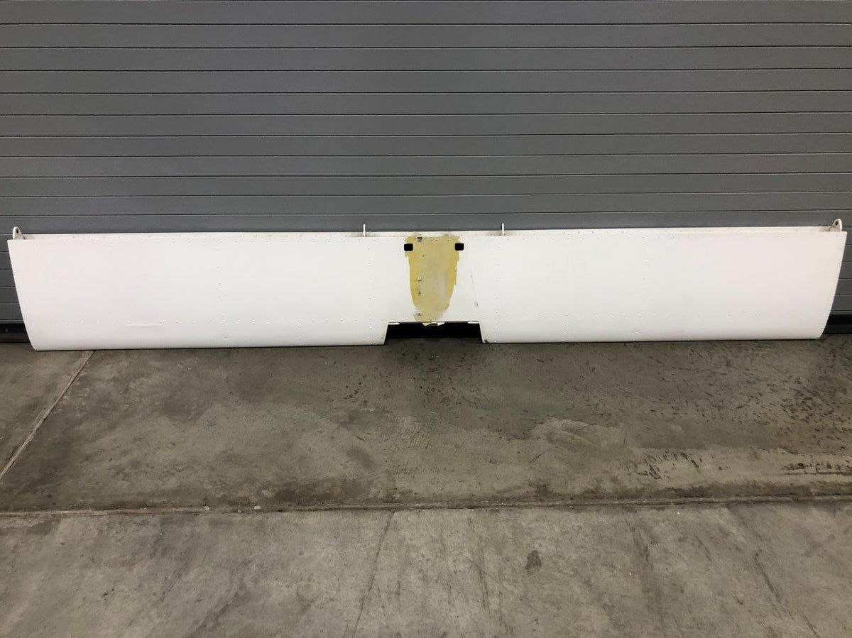 Cessna Aircraft Parts 0932100-4 Cessna 162 Horizontal Assembly
