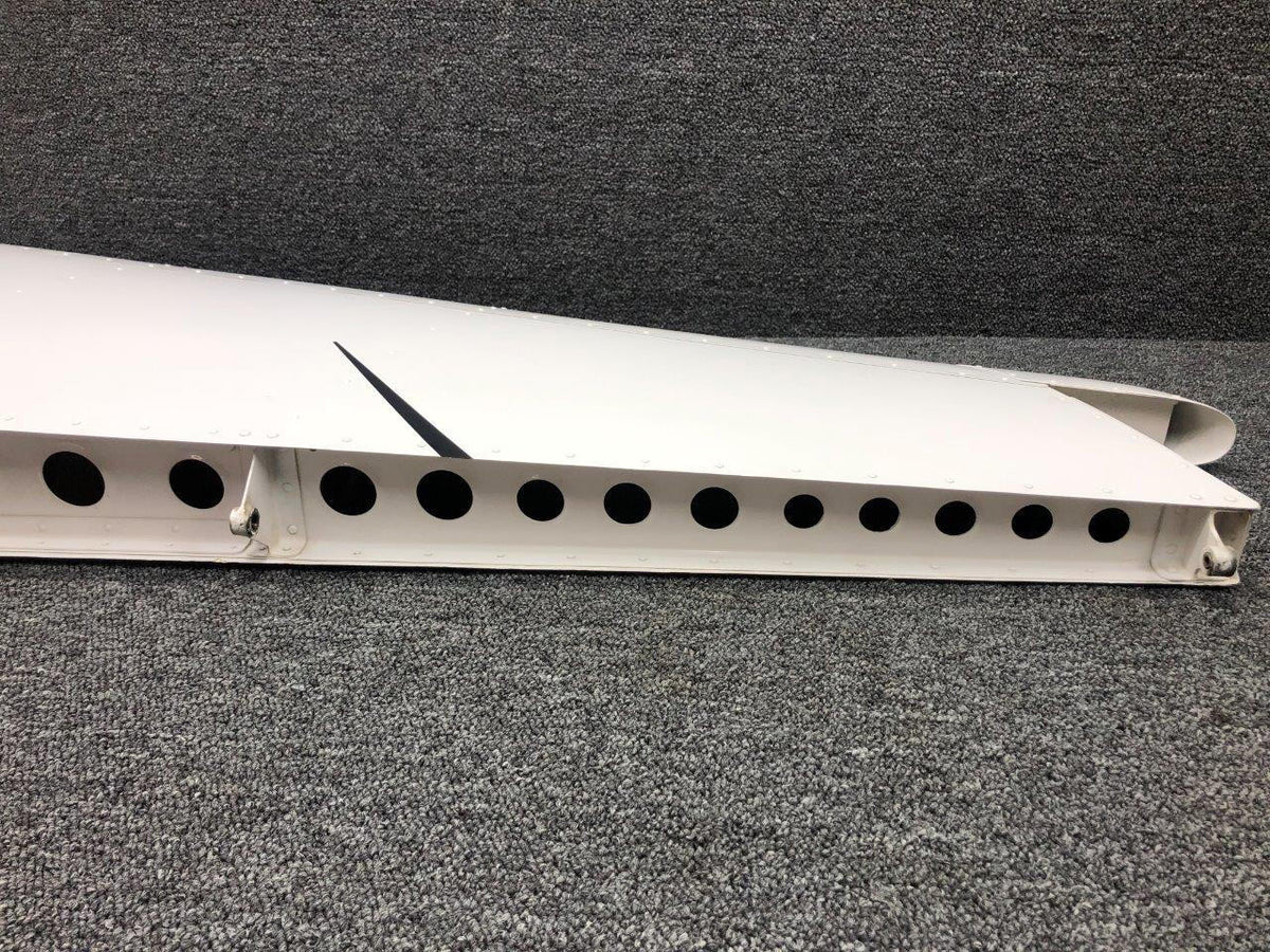Cessna Aircraft Parts 0931100-3 Cessna 162 Vertical Fin  Assembly
