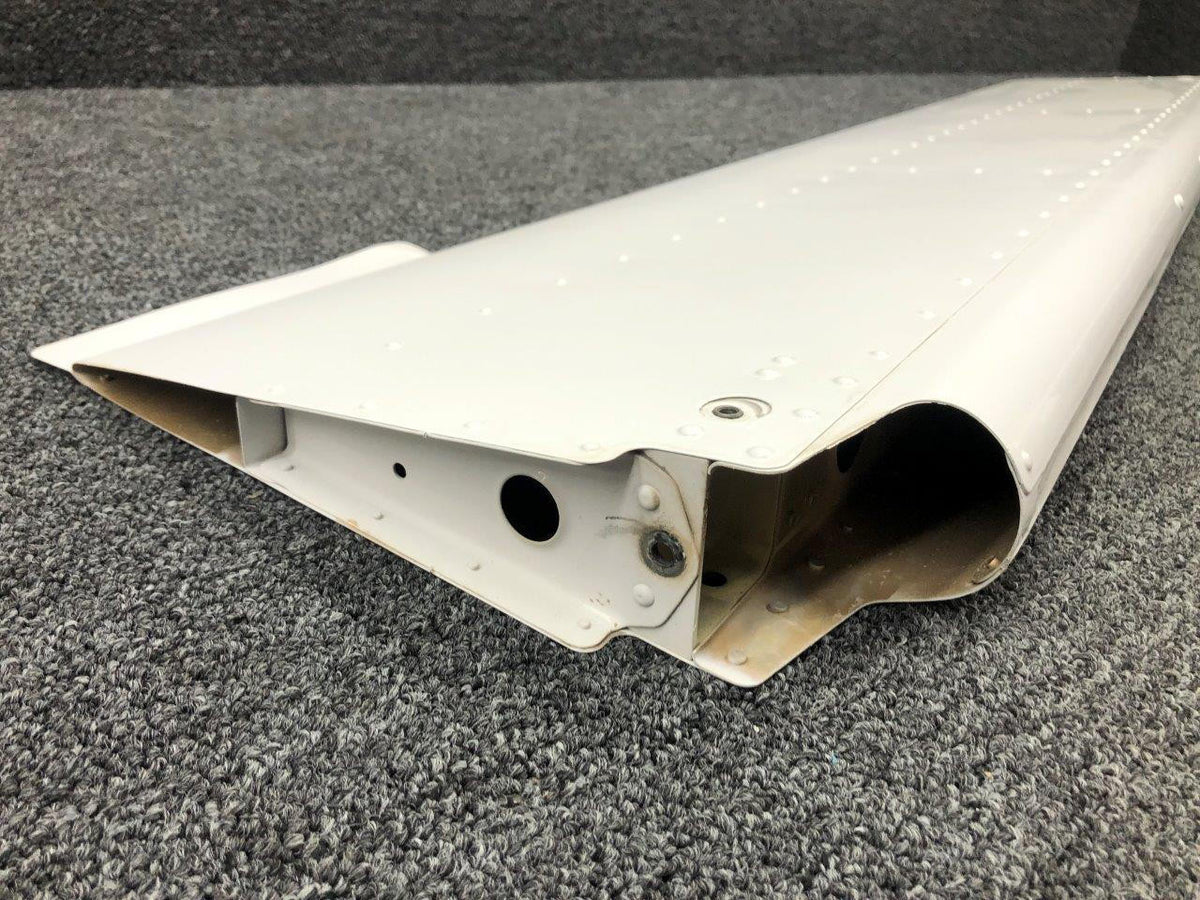 Cessna Aircraft Parts 0924100-3 Cessna  162 Aileron Assembly RH