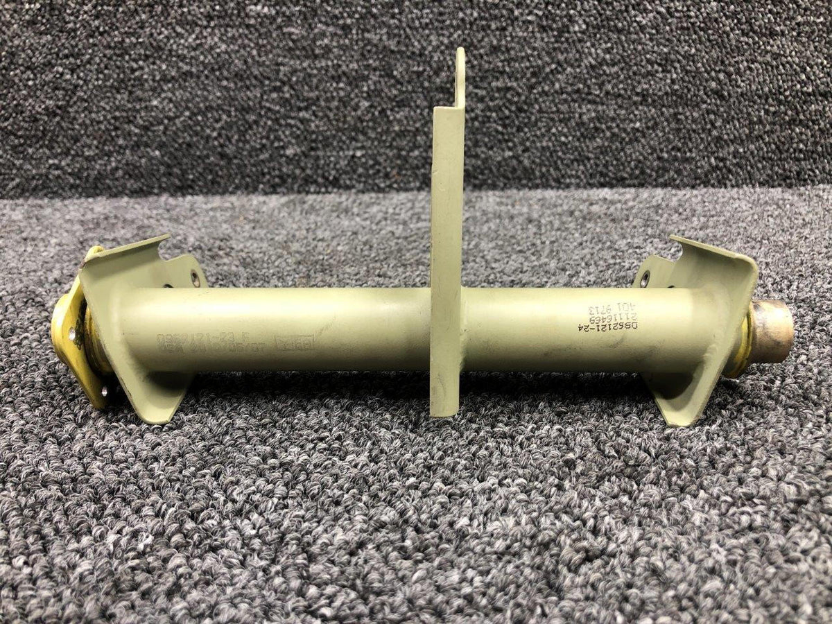 Cessna Aircraft Parts 0962121-23 / 0962121-16 Cessna 162 Flap Control System Bellcrank Assy W/ Axle