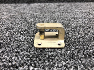 DDA06164-4 Cessna 162 Cabin Door Striker Body
