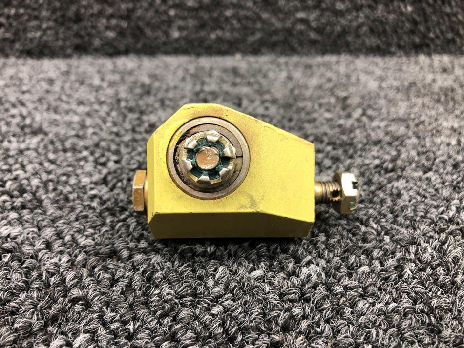 Cessna Aircraft Parts 0961512-5 Cessna 162 Control Stick Swivel Assembly