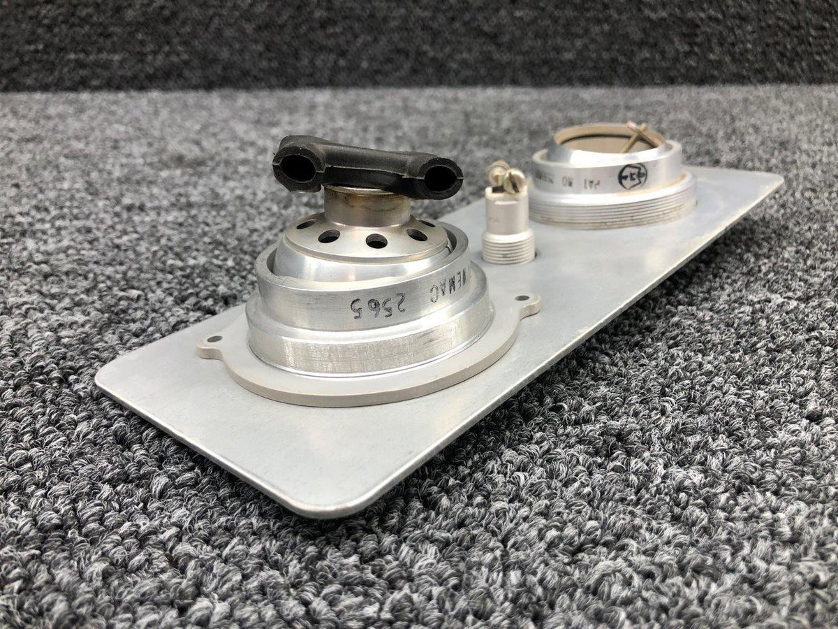 Beechcraft Parts 58-530104- 1 / 2565 / 2515 Beech 95-B55 Overhead Panel W/ Light, Vent & Switch