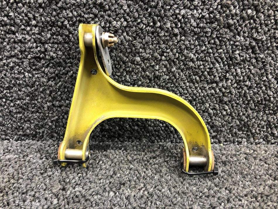 Beechcraft Parts 002-430024-1 Beechcraft 95-B55 Main Landing Gear Door Idler Arm LH / RH