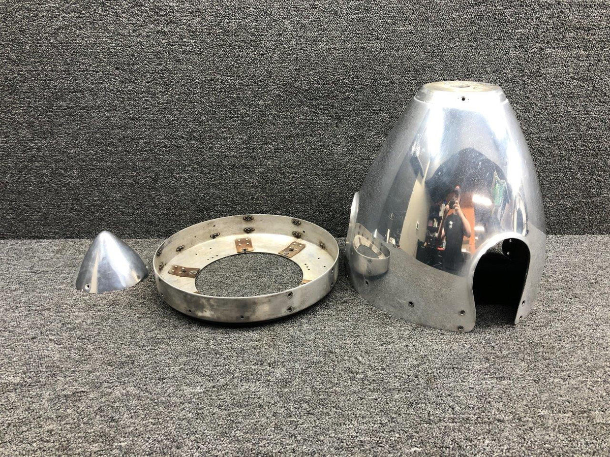 Beechcraft Parts C3278-2P / C3566-1 Beech 95-B55 3 Blade Propeller Spinner W/ Bulkhead & Cap