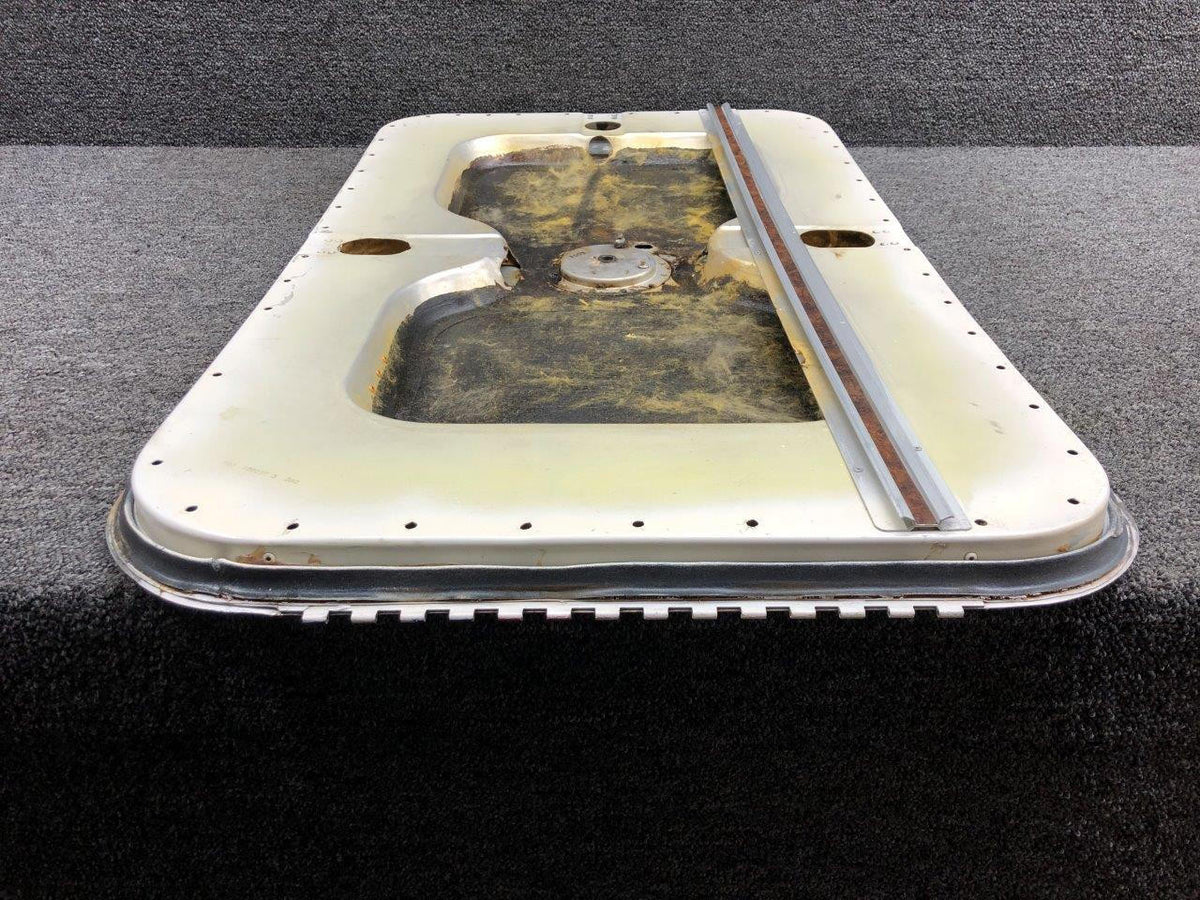 Beechcraft Parts 96-420138-3 Beech 95-B55 AFT Baggage Door Structure Assy Large (Minus Latch)
