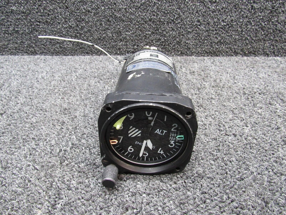 Smiths Ind 01-200-102 Smiths Industries Encoding Altimeter Indicator (Volts: 14/28)