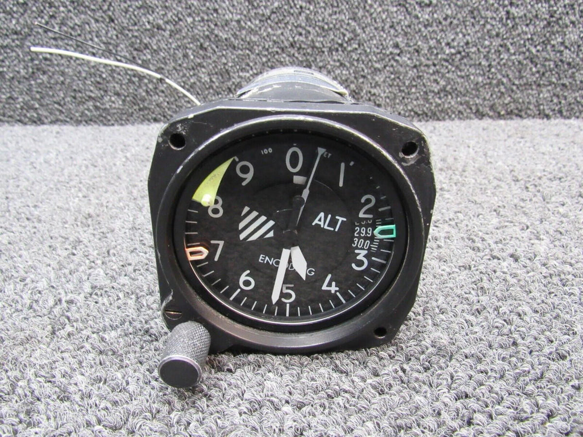 Smiths Ind 01-200-102 Smiths Industries Encoding Altimeter Indicator (Volts: 14/28)