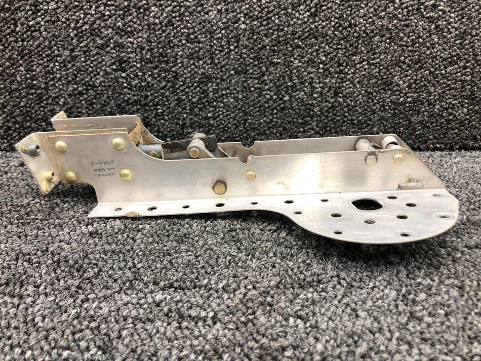 0851781-35 (USE: H966-1) Hartwell Wing Locker Baggage Door Latch Assembly