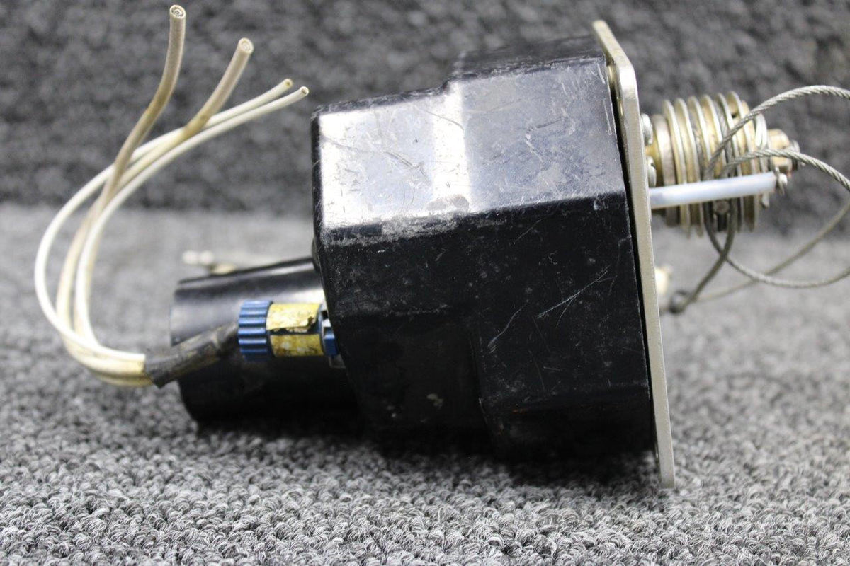 Edo-Aire 1C465-1-3003B Beechcraft 58 Edo-Aire Roll Servo Assembly
