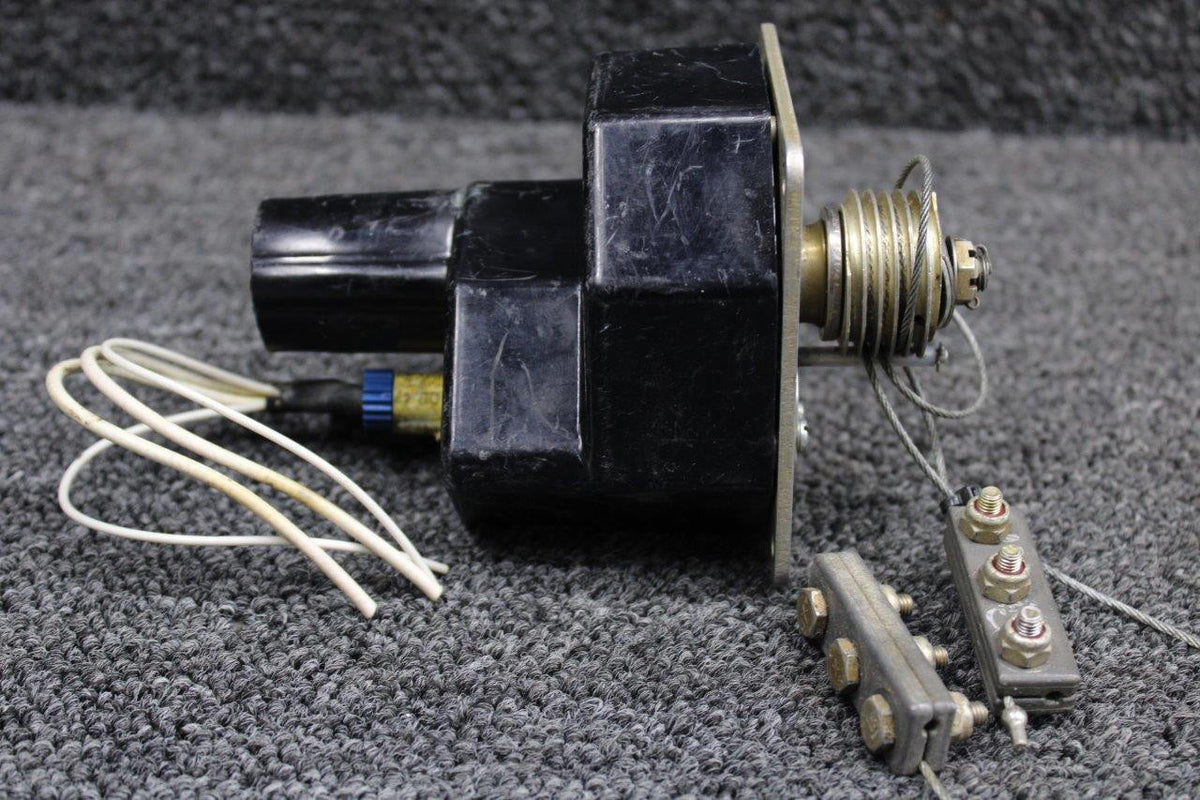 Edo-Aire 1C465-1-3003B Beechcraft 58 Edo-Aire Roll Servo Assembly