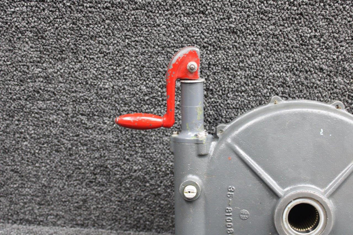 Beechcraft Parts 35-810080-602 / 35-810117 Beech 35 Landing Gear Retract Actuator Assy (CORE)