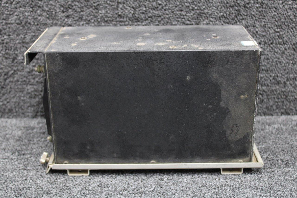 Bendix Airplane Parts & Equipment 4000985-3101 Bendix DM-2031A FCC XMTR Data Transceiver W/ Tray (SA)