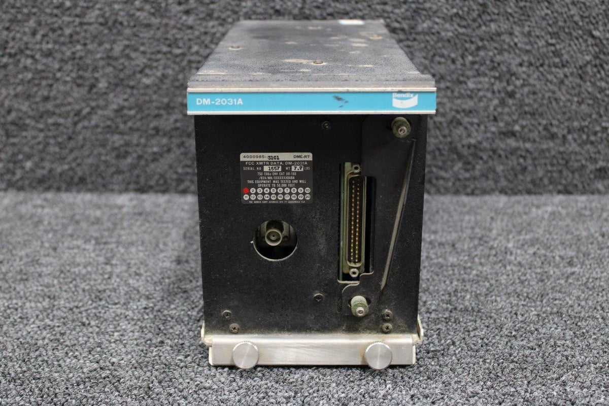 Bendix Airplane Parts & Equipment 4000985-3101 Bendix DM-2031A FCC XMTR Data Transceiver W/ Tray (SA)