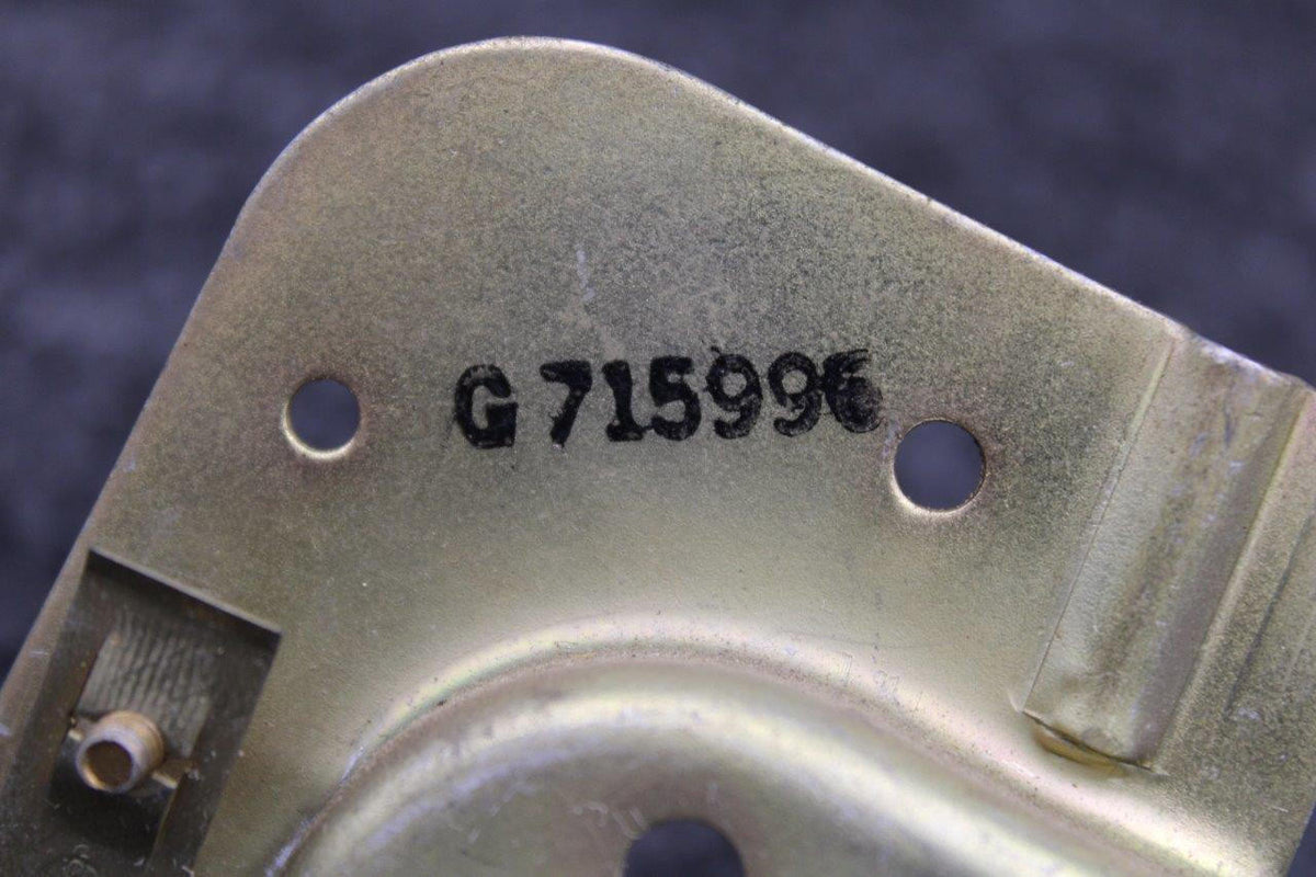 Cessna Aircraft Parts G715996 Cessna Thermostat (NEW OLD STOCK) (SA)