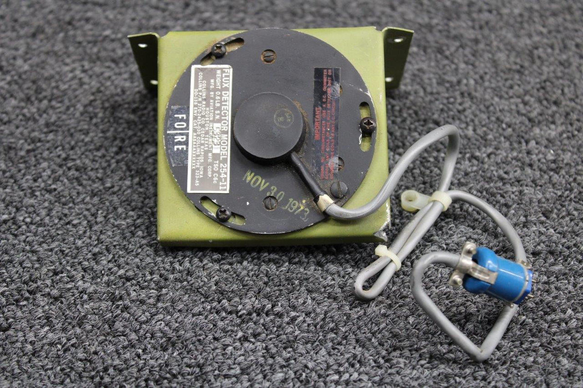 Collins 270-2425-030 Collins 254-11 Flux Detector (SA)