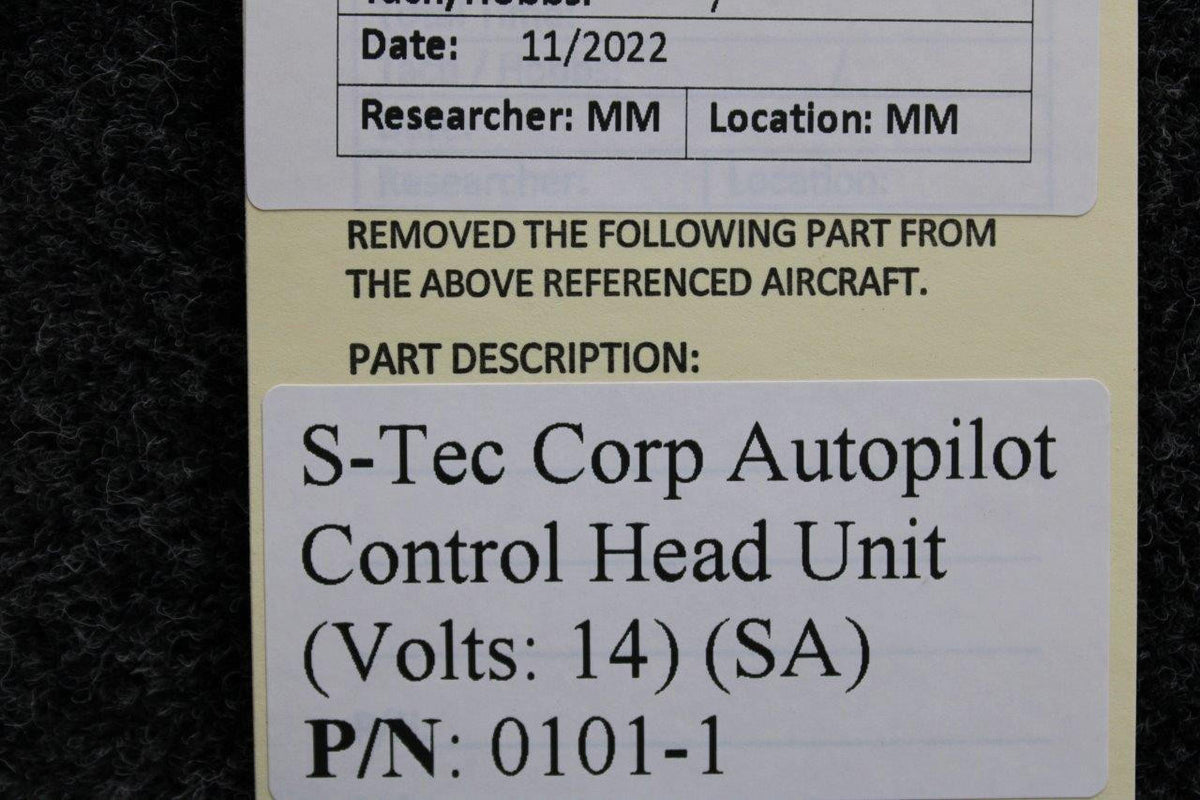 S-Tec Aviation Parts 0101-1 S-Tec Autopilot Control Head Unit (Volts: 14) (SA)