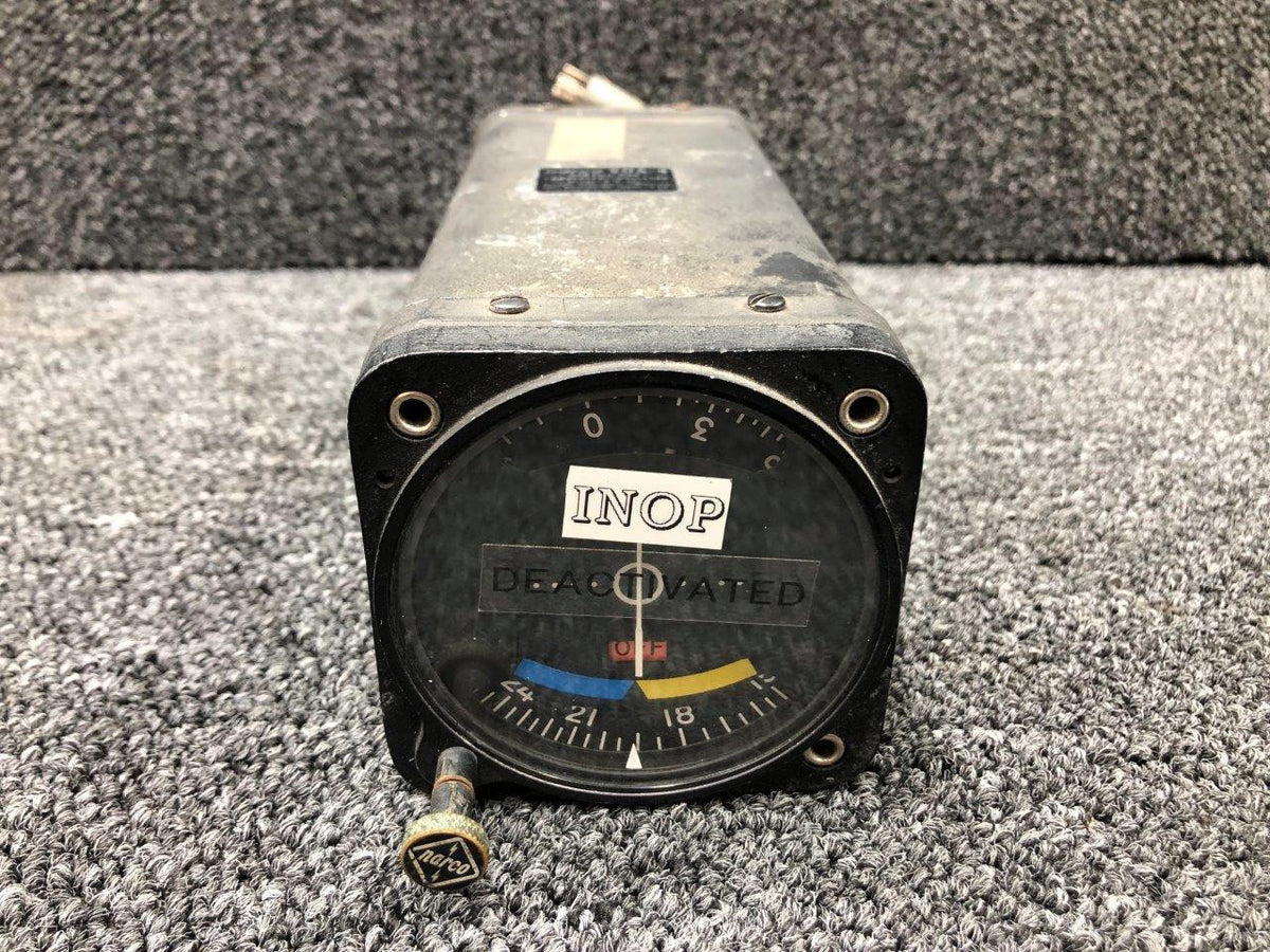 Narco K-04157-1 Narco V0A-4 VOR / ILS Navigation Converter / Indicator (CORE)