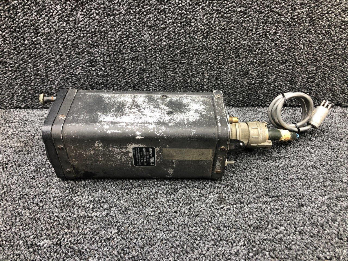 Narco K-04157-1 Narco V0A-4 VOR / ILS Navigation Converter / Indicator (CORE)