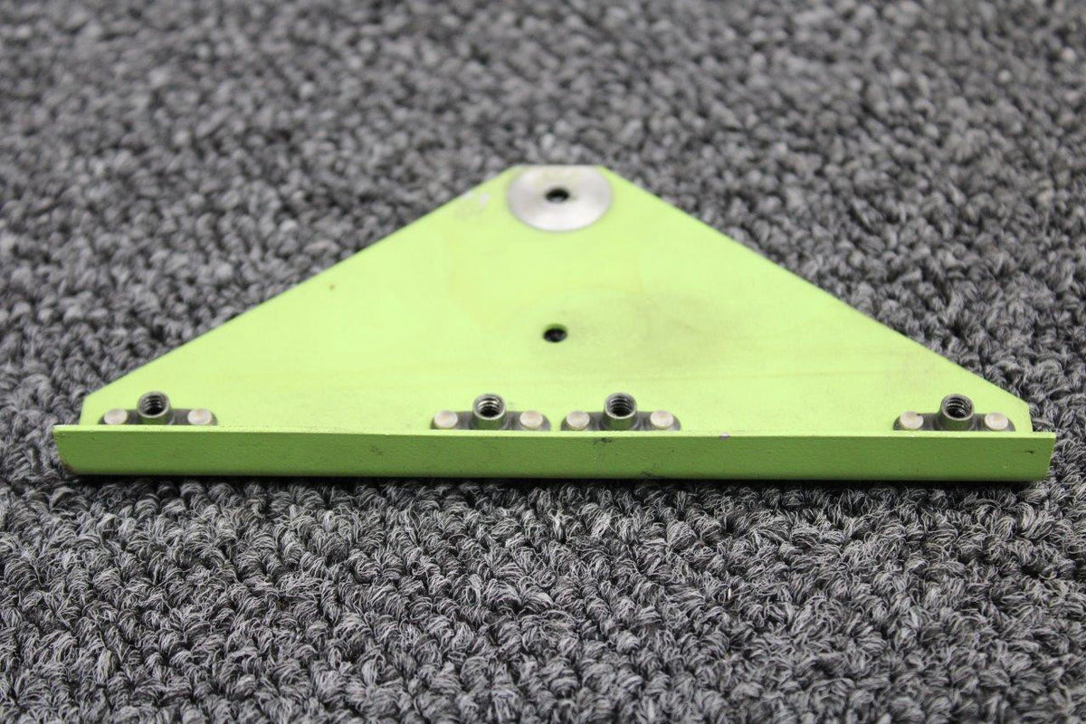 Piper Aircraft Parts 99862-000 Piper PA28 Mount Bracket (SA)