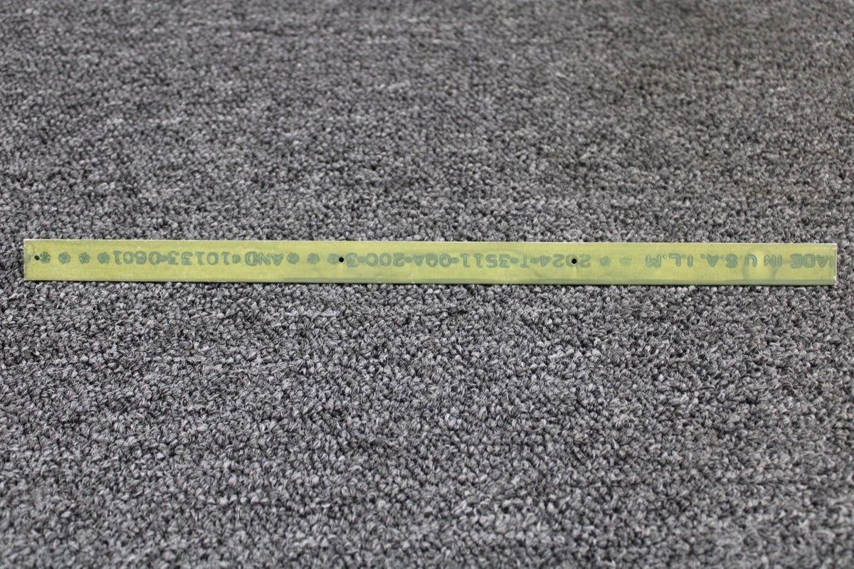 Piper Aircraft Parts 85616-003 (ALT: 10133-0601) Piper Angle (NEW OLD STOCK) (SA)