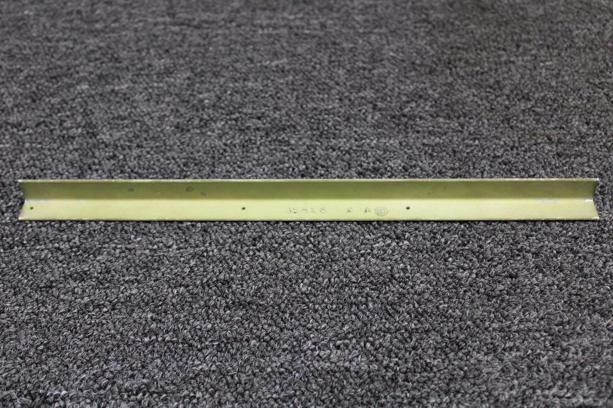 Piper Aircraft Parts 85616-002 (ALT: 10133-0601) Piper Angle (SA)