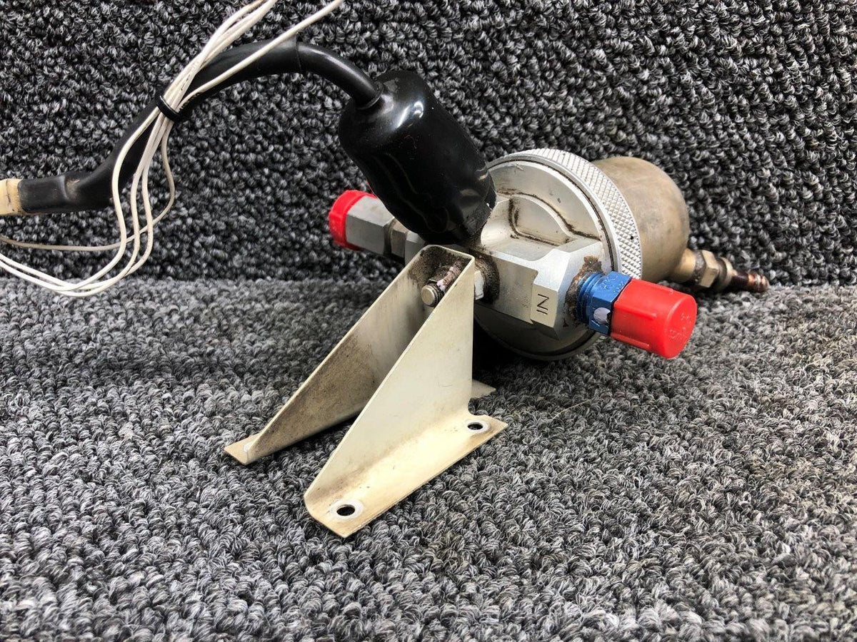 Robinson Helicopter & Airplane Parts A666-1, D745-1 Robinson R44II Fuel Gascolator Assembly w Switch and Support