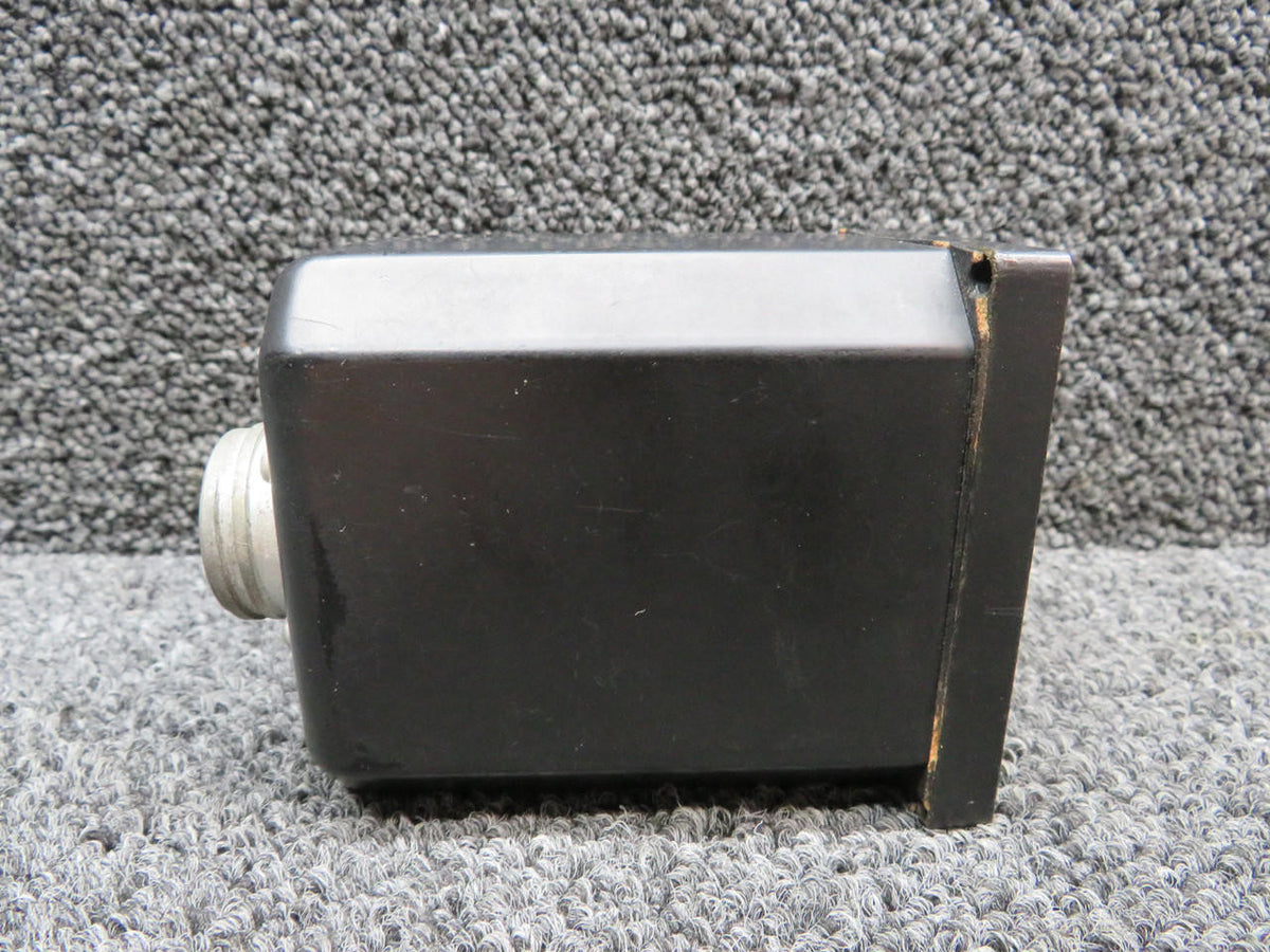 Motorola 1U027-01 Motorola 551A ADF Indicator W/ Internal Mod (Volts: 28)