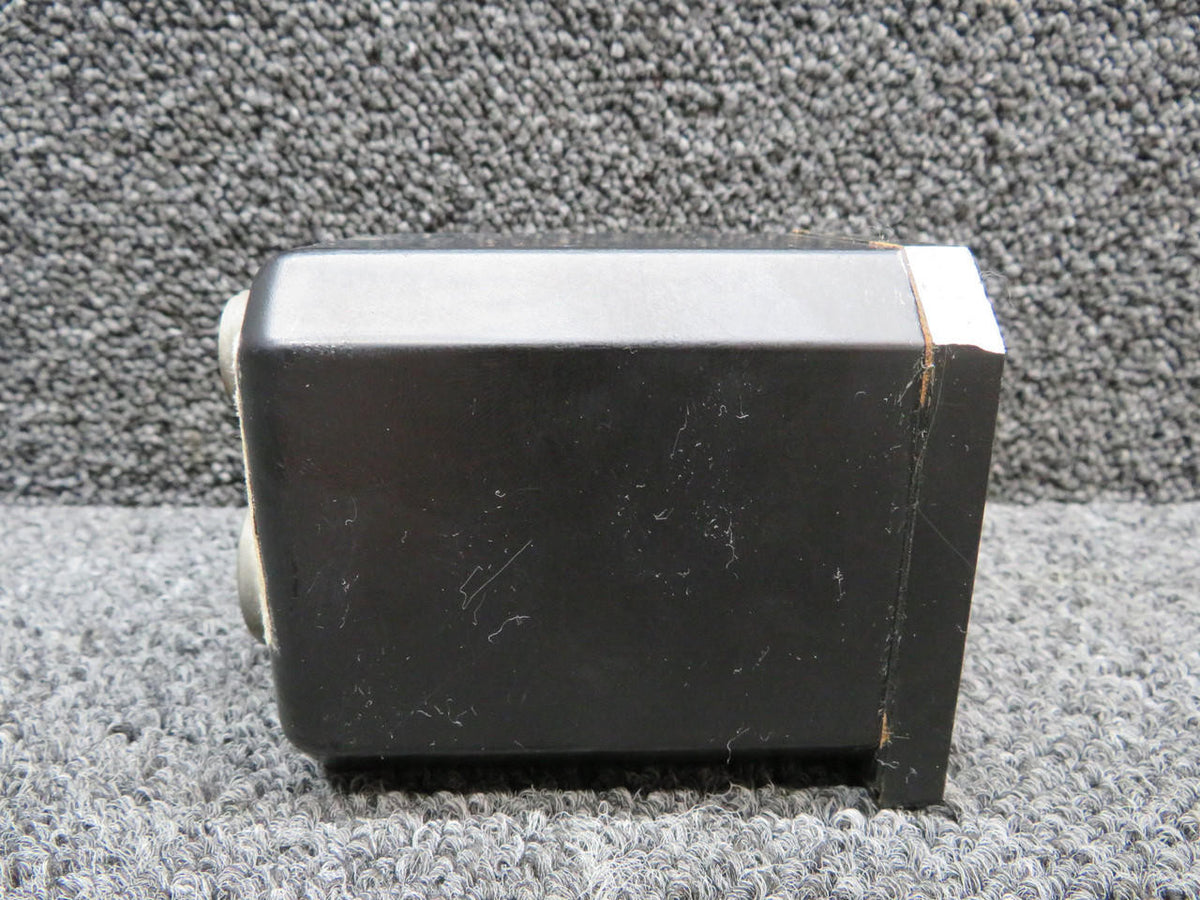 Motorola 1U027-01 Motorola 551A ADF Indicator W/ Internal Mod (Volts: 28)