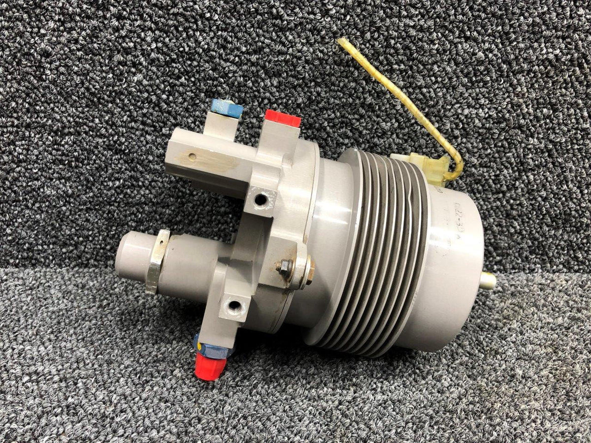 Robinson Helicopter & Airplane Parts D211-2 / D507-2 Robinson R44II Hydraulic Reservoir Assy W/ Switch (Damaged)