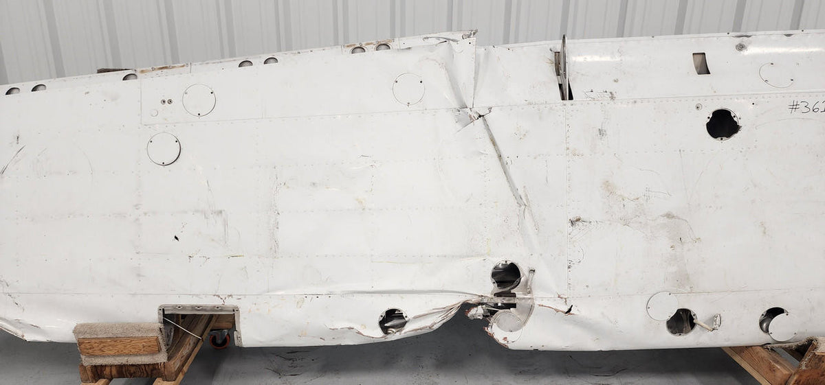 Cessna Aircraft Parts 0720601-201 (WEU: 0720601-209) Cessna 182F Wing Structure LH (CORE)