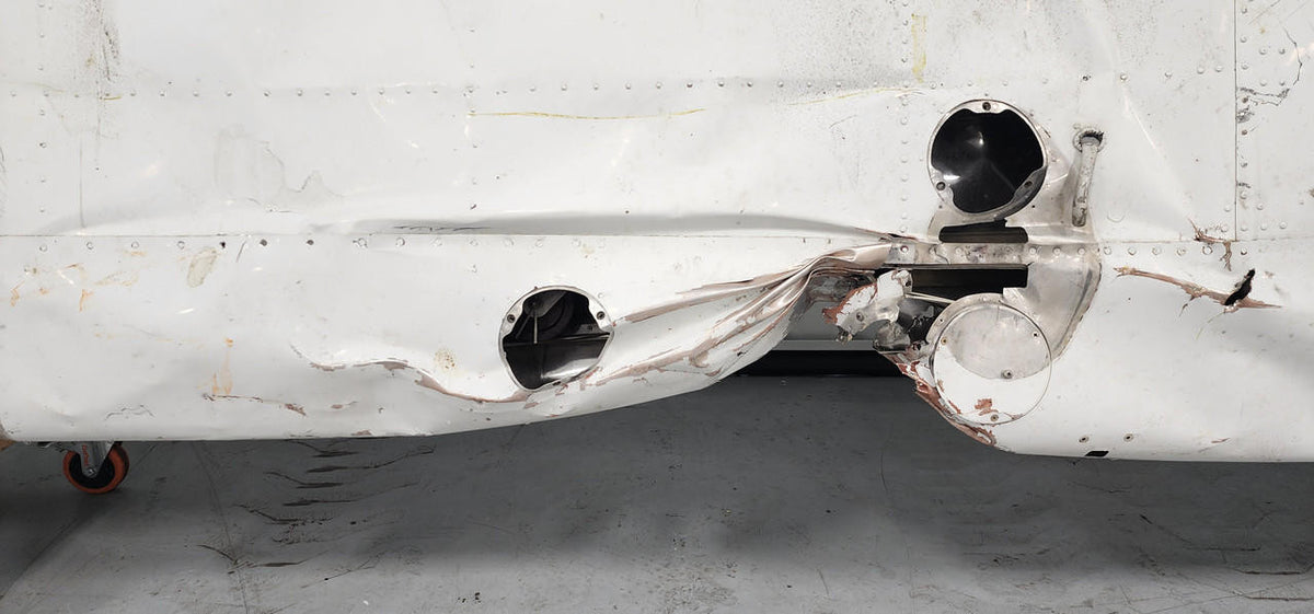 Cessna Aircraft Parts 0720601-201 (WEU: 0720601-209) Cessna 182F Wing Structure LH (CORE)