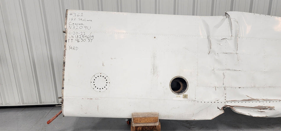 Cessna Aircraft Parts 0720601-201 (WEU: 0720601-209) Cessna 182F Wing Structure LH (CORE)