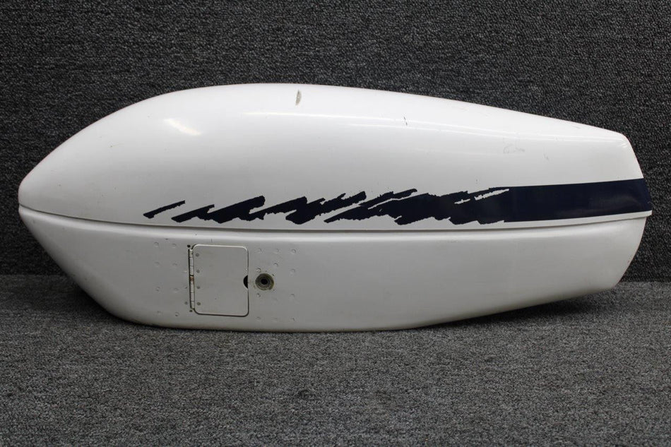 0541223-17 (USE: GF0541223-01) Cessna 172R Wheel Pant Assy W/ Door LH
