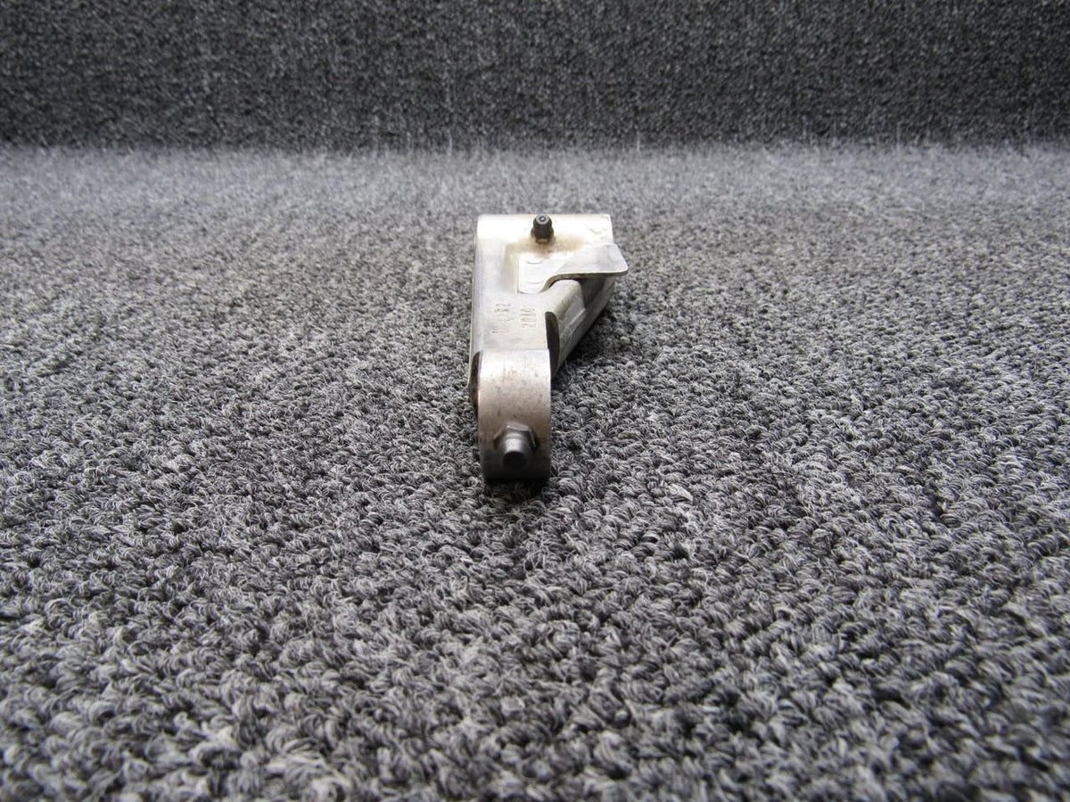 Cessna Aircraft Parts 0841000-65 (Cast: 0841005-3) Cessna 320A Main Gear Torque Link Lower LH