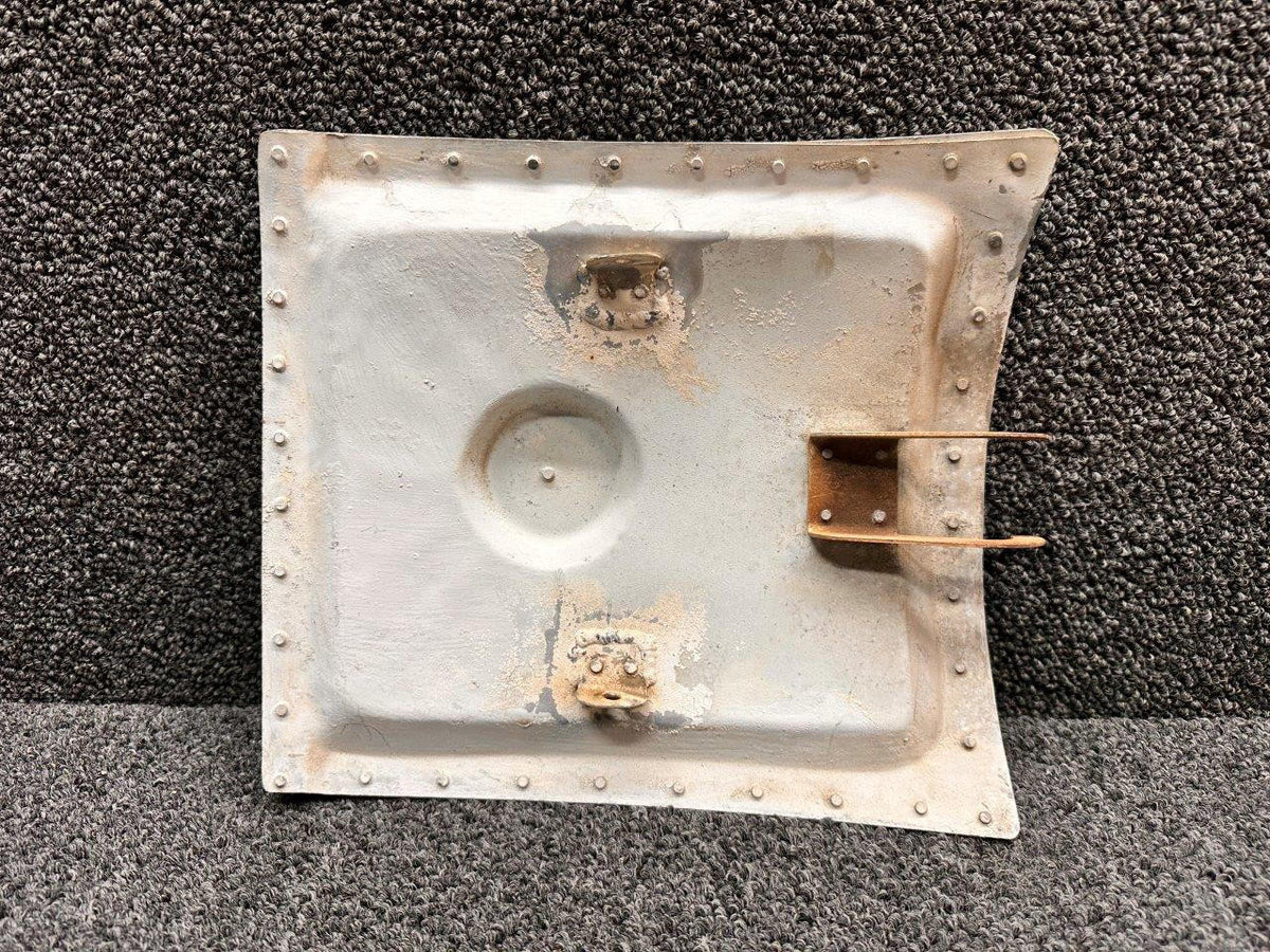 Cessna Aircraft Parts 0813300-13 Cessna 310D Nose Gear Door Forward Assembly