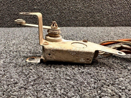 Cessna Aircraft Parts IVA20 (USE: 1VA20) Cessna 310D Micro Switch Assembly W/ Bracket