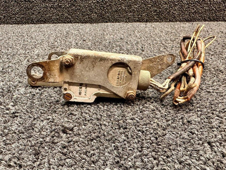 Cessna Aircraft Parts IVA20 (USE: 1VA20) Cessna 310D Micro Switch Assembly W/ Bracket