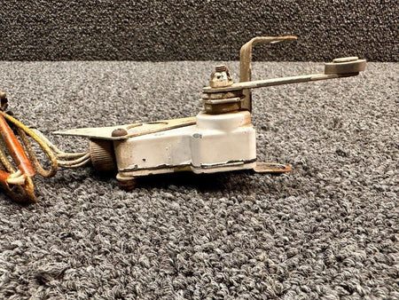 Cessna Aircraft Parts IVA20 (USE: 1VA20) Cessna 310D Micro Switch Assembly W/ Bracket