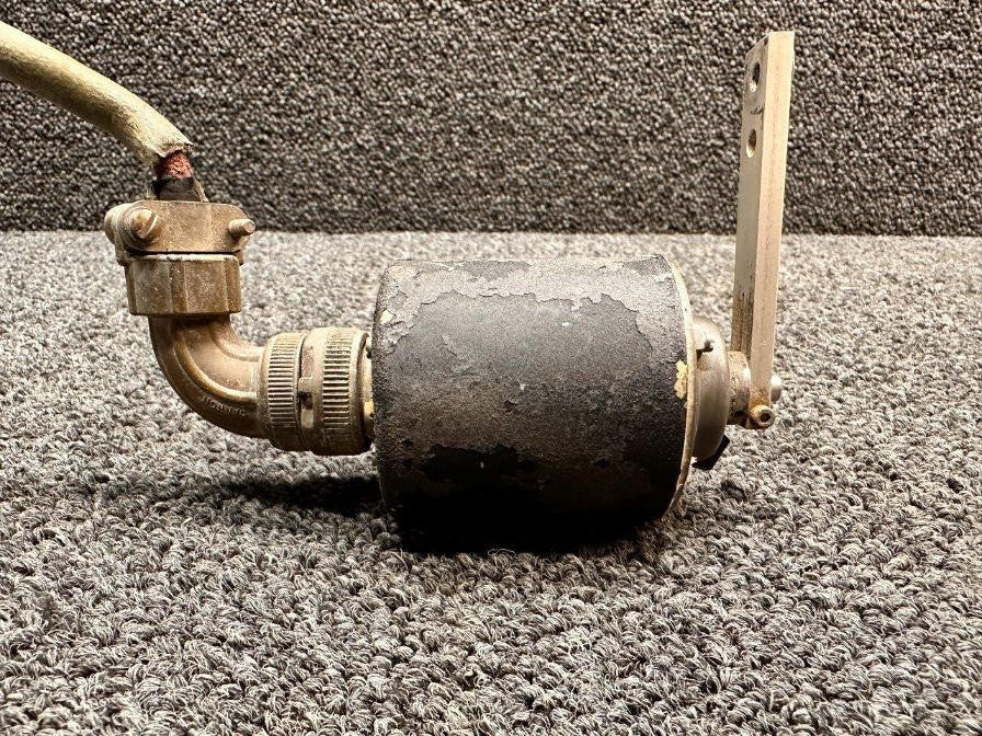 Lear Inc. 708880 (ALT: 0861400-6) Lear 1408A-2 Autopilot Follow Up Unit