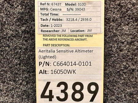 Aeritalia 16050WK (ALT: C664014-0101) Aeritalia Sensitive Altimeter Indicator (Lighted)