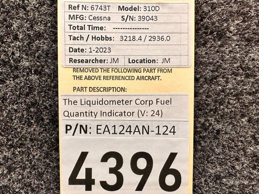Liquidometer EA124AN-124 Liquidometer Corp Fuel Quantity Indicator (Volts: 24)