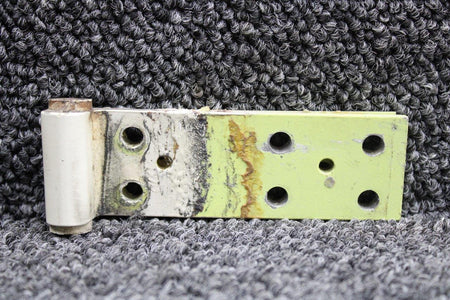 Beechcraft Parts 36-430048-5 (Alt: 36-430048-9) Beechcraft 58 Cabin Door Hinge Upper